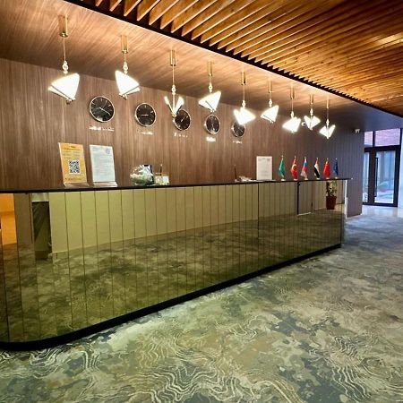 Barhat Hotel & Spa タラズ エクステリア 写真