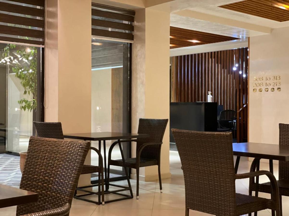 Barhat Hotel & Spa タラズ エクステリア 写真
