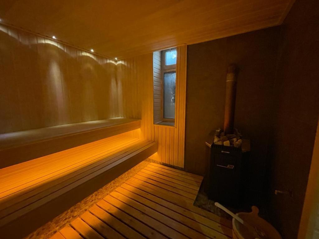 Barhat Hotel & Spa タラズ エクステリア 写真