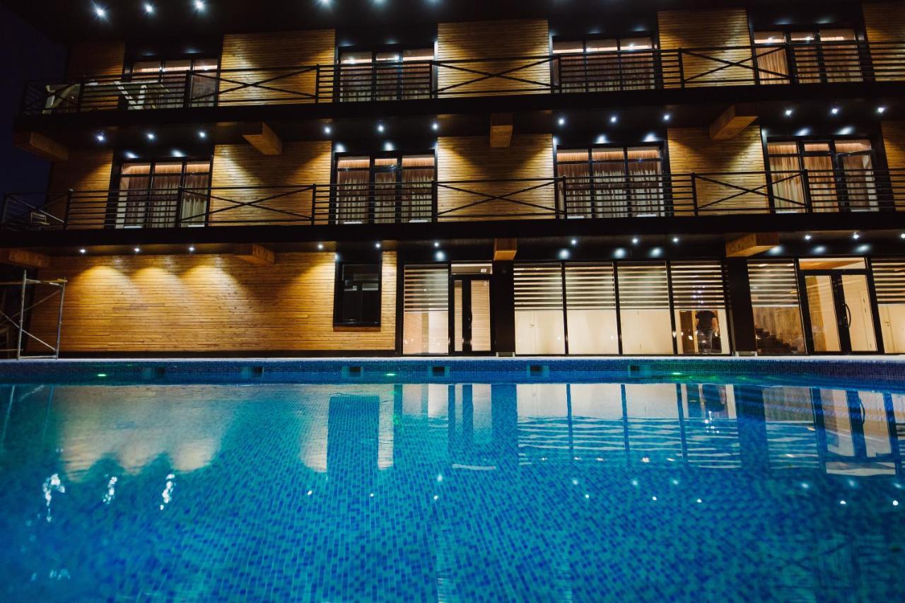 Barhat Hotel & Spa タラズ エクステリア 写真