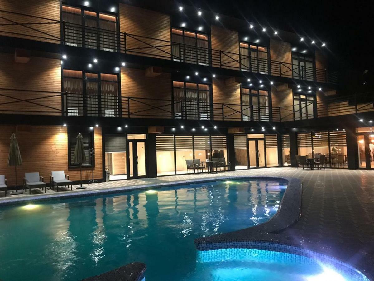 Barhat Hotel & Spa タラズ エクステリア 写真